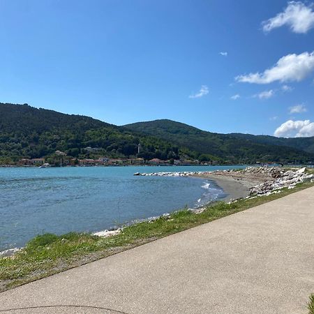 Babanhouse Fiumaretta 250M Dalla Spiaggia Διαμέρισμα Fiumaretta di Ameglia Εξωτερικό φωτογραφία